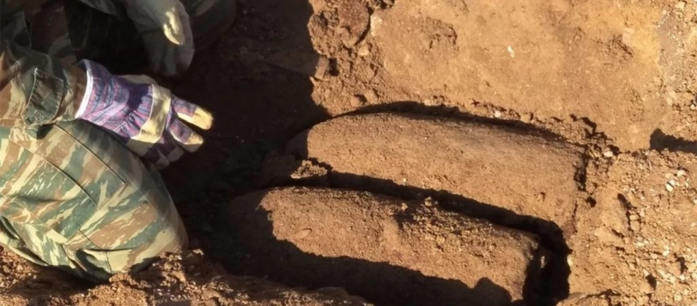 Ποια οβίδα; - Σύνεργα της ΔΕΗ προκάλεσαν τον τρόμο και τον αποκλεισμό του Συντάγματος! (upd)